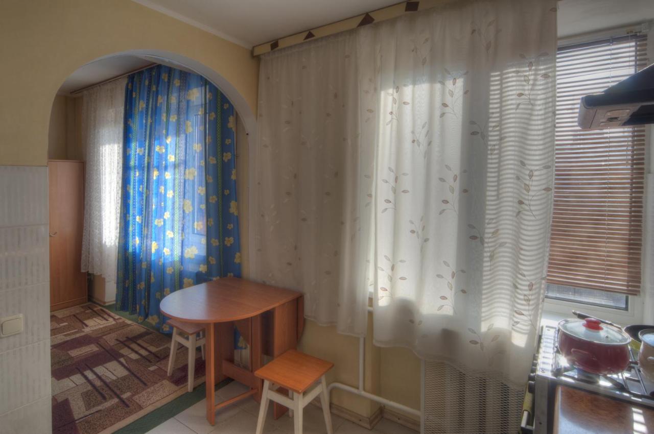 Квартира По Улице Федорова 1 Kiev Exterior foto